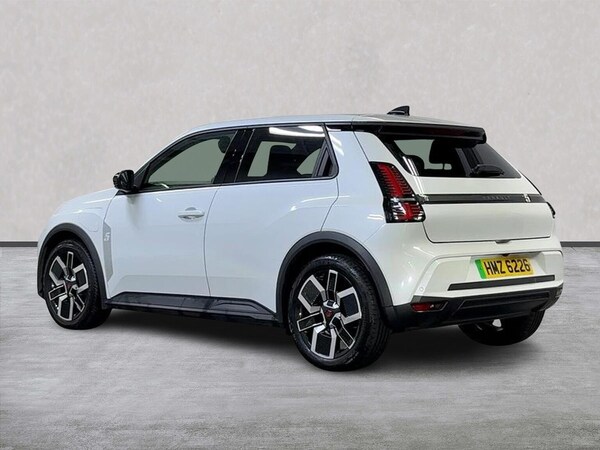 Used Renault 5 2025 for sale - 76243142: Photo 2