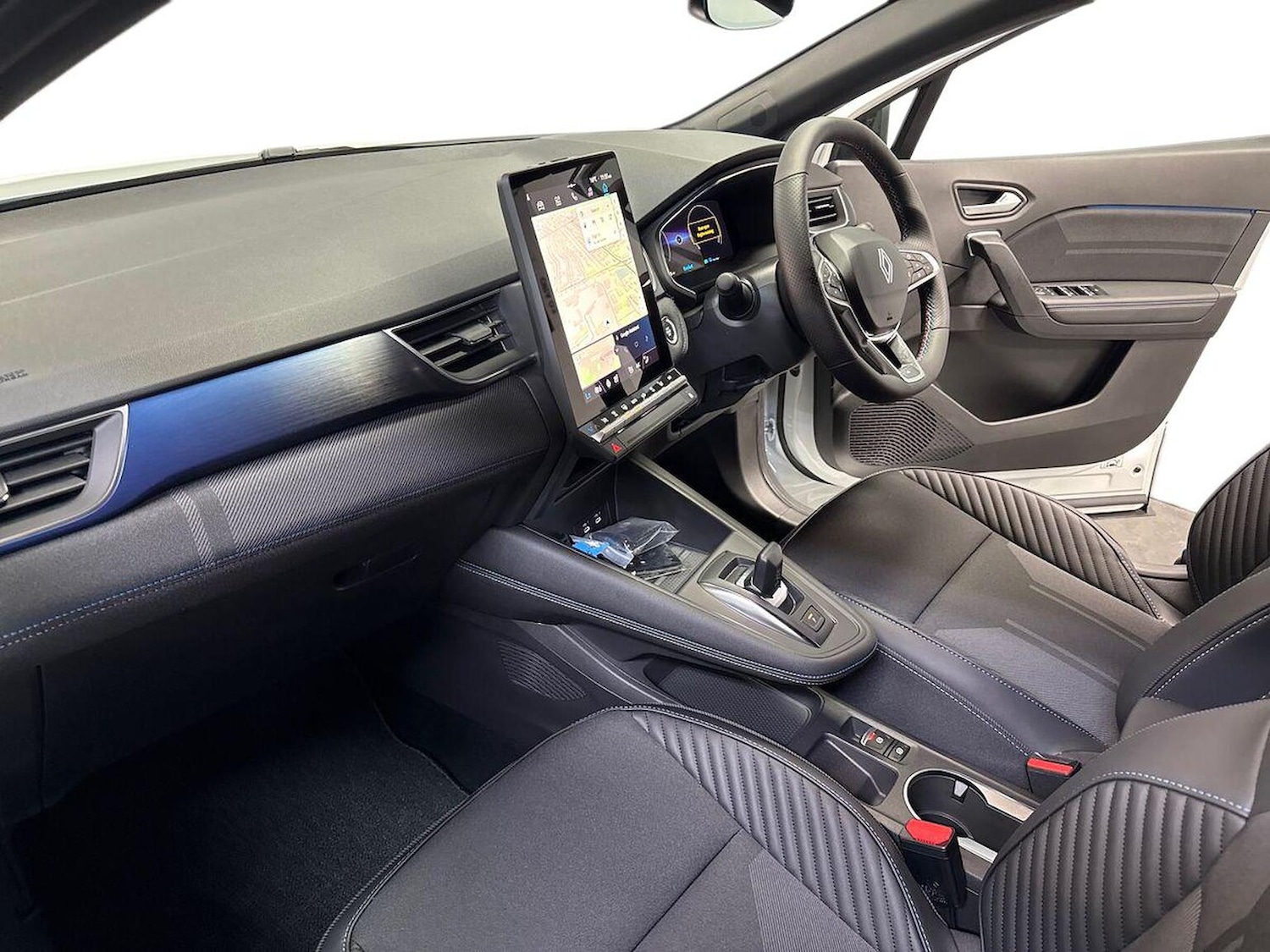 Used Renault Captur 2025 for sale - 76455222: Photo 7