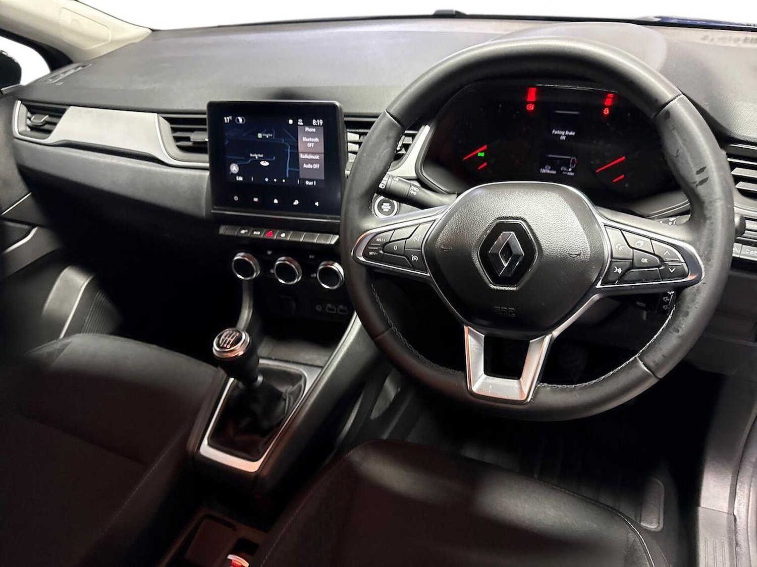 Used Renault Captur 2024 for sale - 76490664: Photo 15