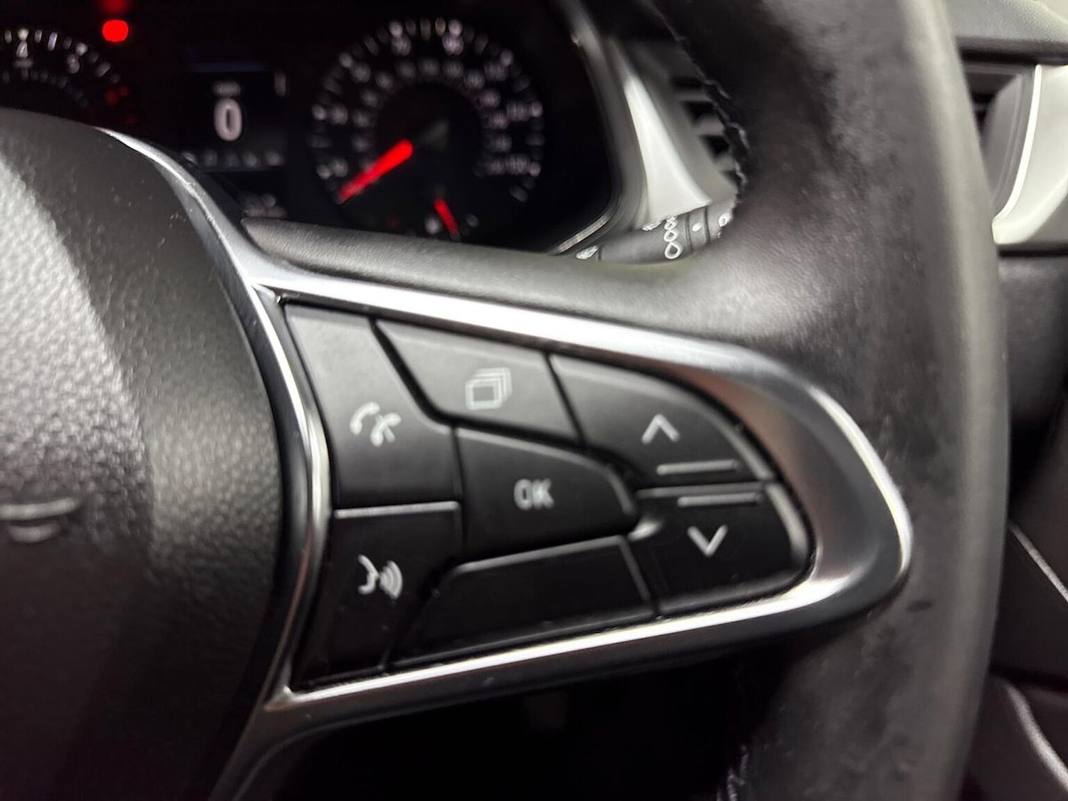 Used Renault Captur 2024 for sale - 76490664: Photo 25