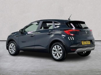 Used Renault Captur 2021 for sale - 78176519: Photo