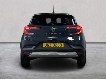 Used Renault Captur 2021 for sale - 78176519: Photo