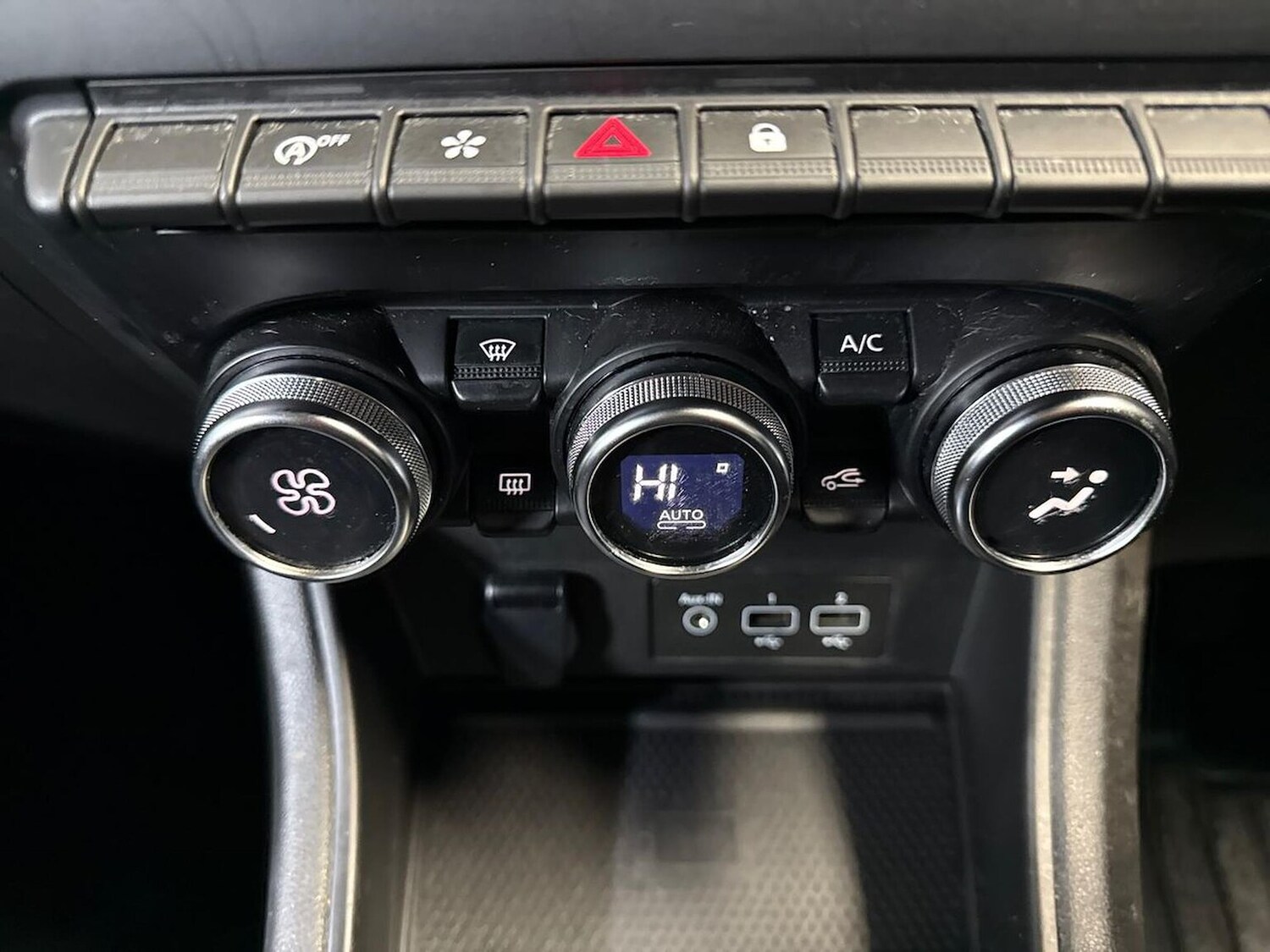 Used Renault Captur 2022 for sale - 77489778: Photo 22