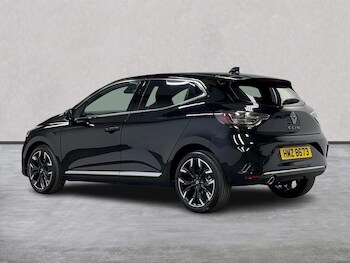 Used Renault Clio 2025 for sale - 76159483: Photo 2