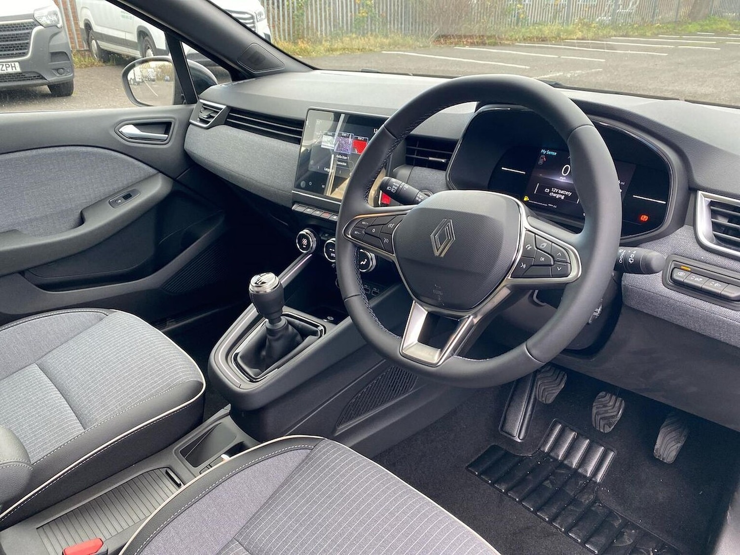 Used Renault Clio 2025 for sale - 76134260: Photo 15