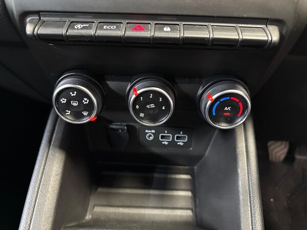 Used Renault Clio 2020 for sale - 76220463: Photo 12