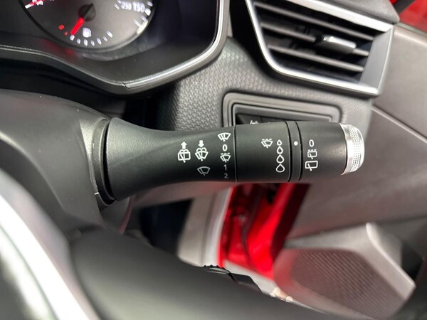 Used Renault Clio 2020 for sale - 76220463: Photo 27