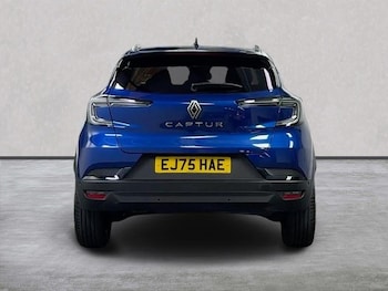 Used Renault Captur 2025 for sale - 78389584: Photo
