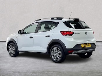 Used Dacia Sandero Stepway 2022 for sale - 79069200: Photo
