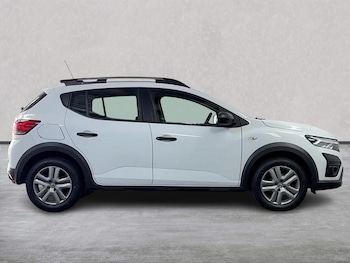 Used Dacia Sandero Stepway 2022 for sale - 79069200: Photo