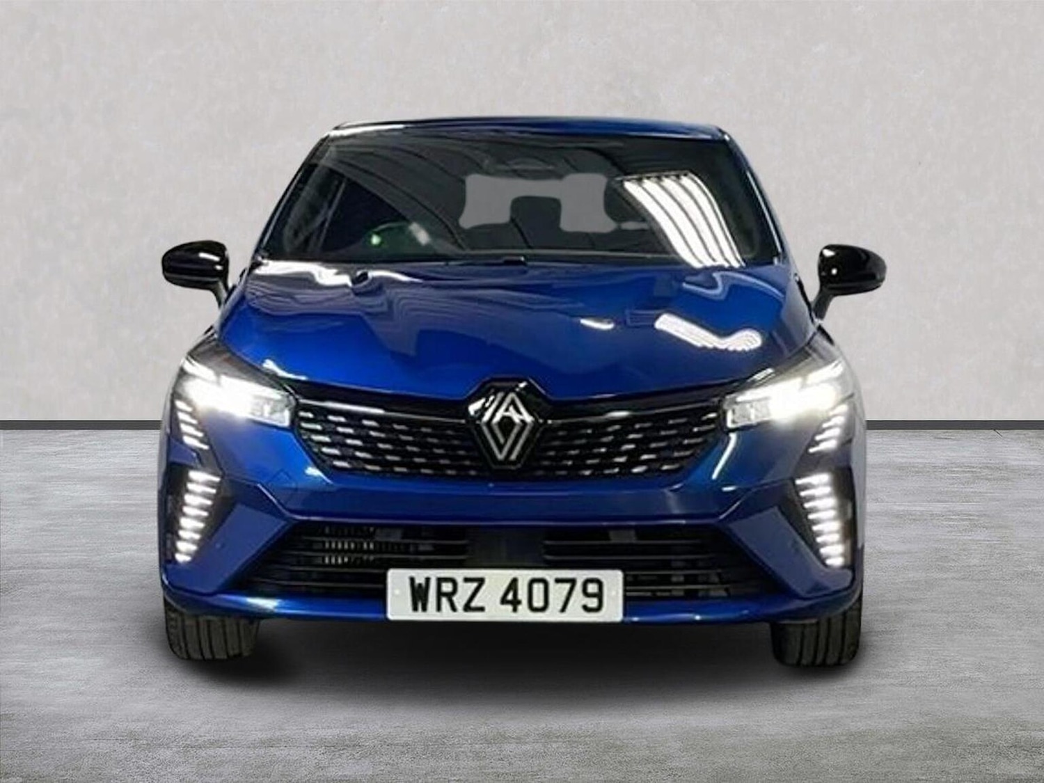 Used Renault Clio 2025 for sale - 76893255: Photo 5