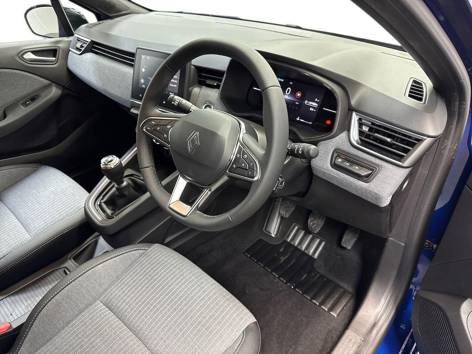 Used Renault Clio 2025 for sale - 77781558: Photo 15