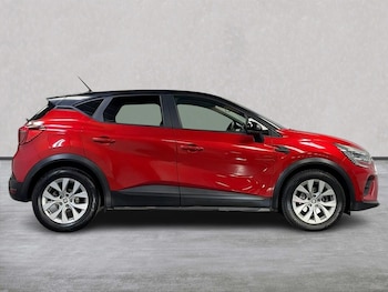 Used Renault Captur 2022 for sale - 75546392: Photo