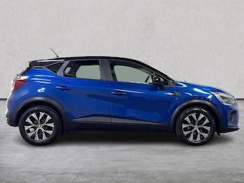 Used Renault Captur 2022 for sale - 78408927: Photo