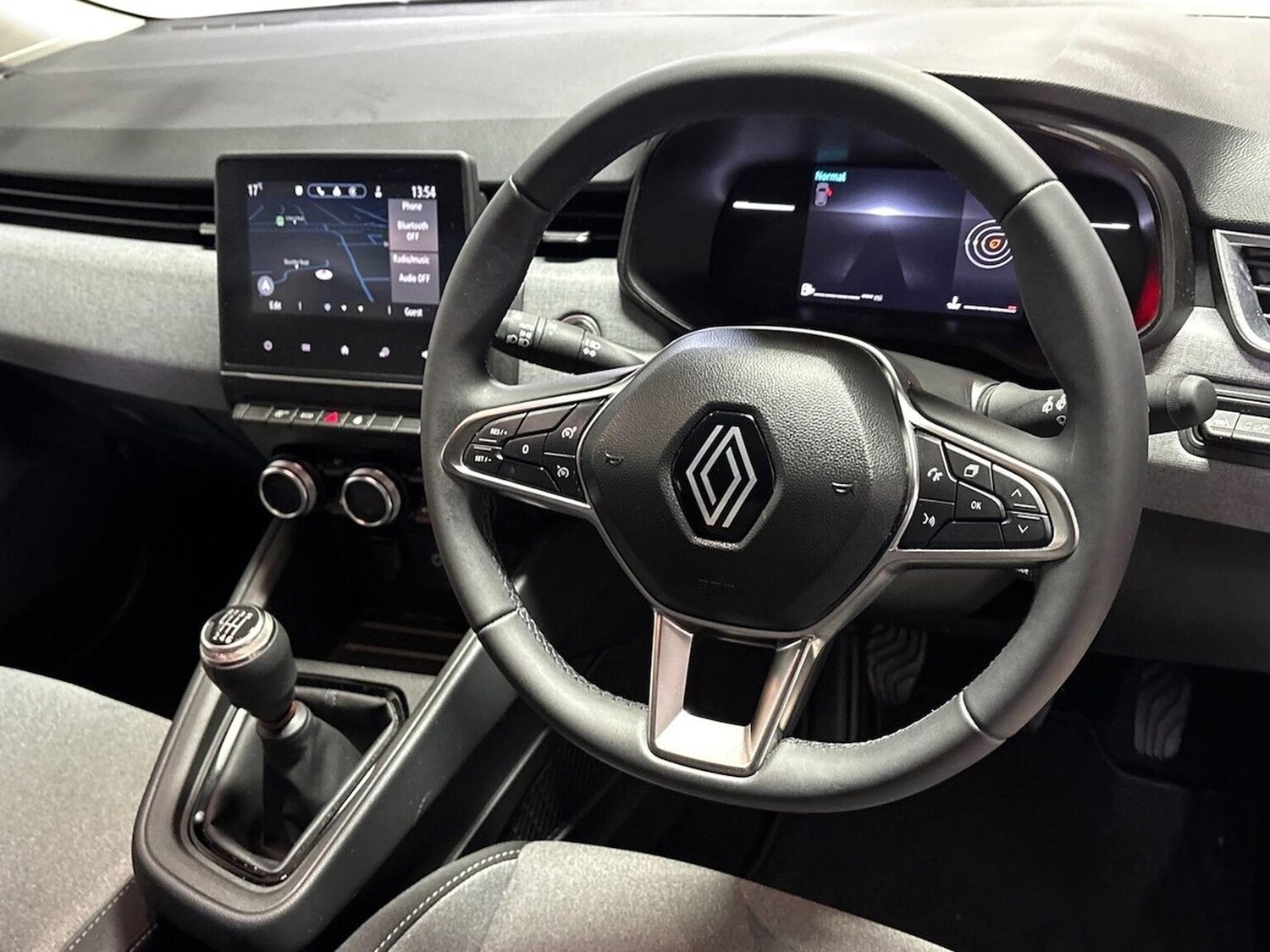 Used Renault Clio 2025 for sale - 76149521: Photo 9
