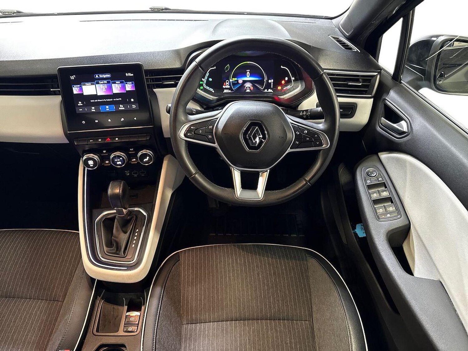 Used Renault Clio 2022 for sale - 77489760: Photo 9