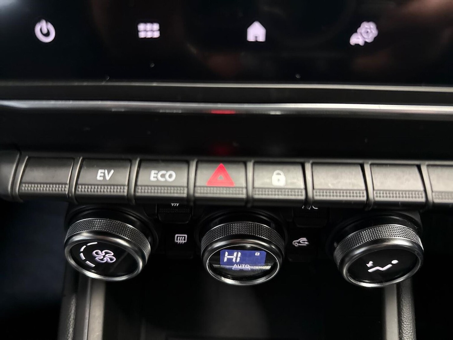 Used Renault Clio 2022 for sale - 77056835: Photo 22