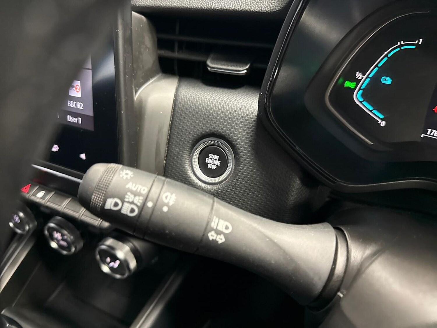 Used Renault Clio 2022 for sale - 77056835: Photo 26