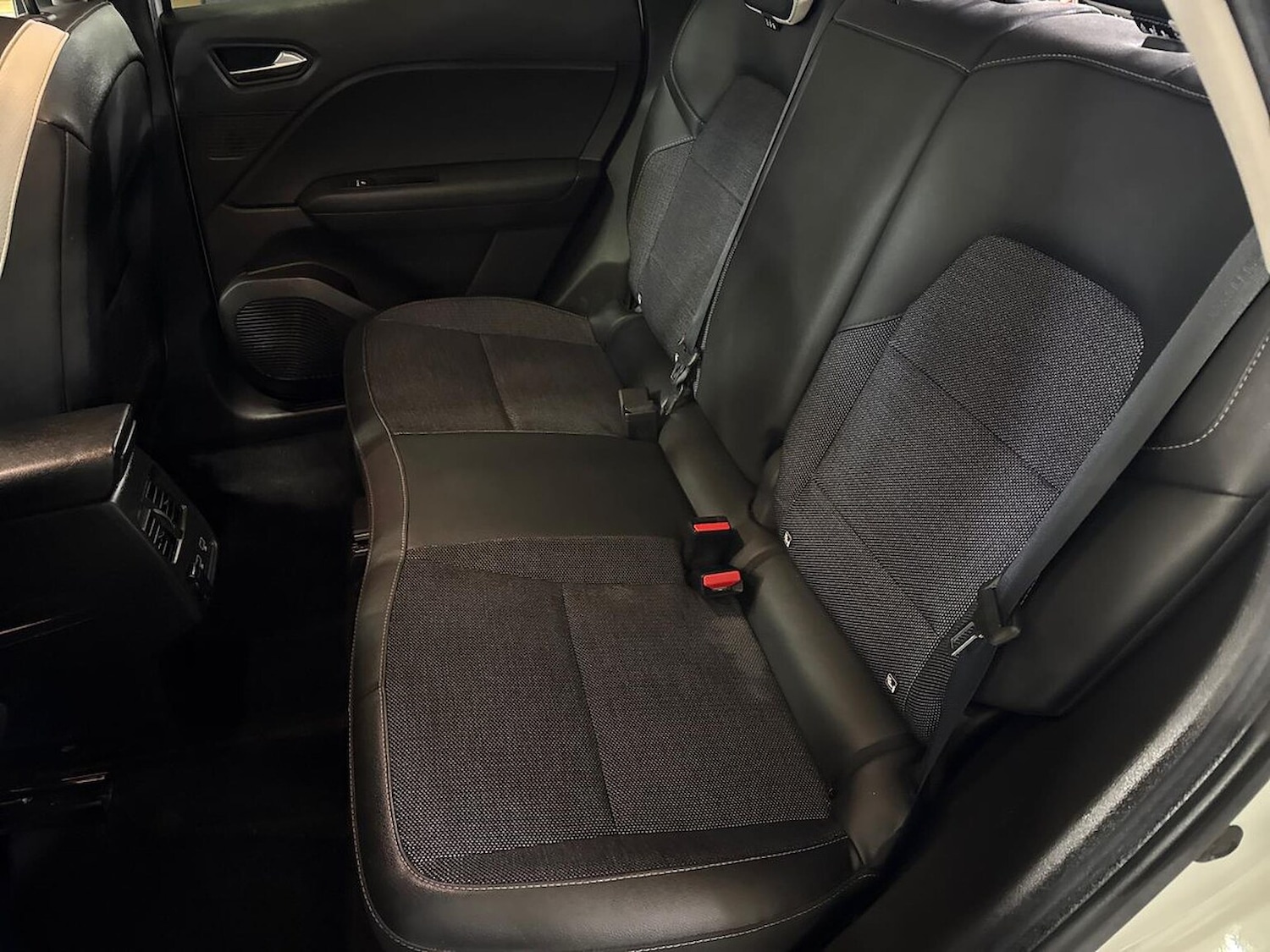 Used Renault Captur 2022 for sale - 78112208: Photo 18