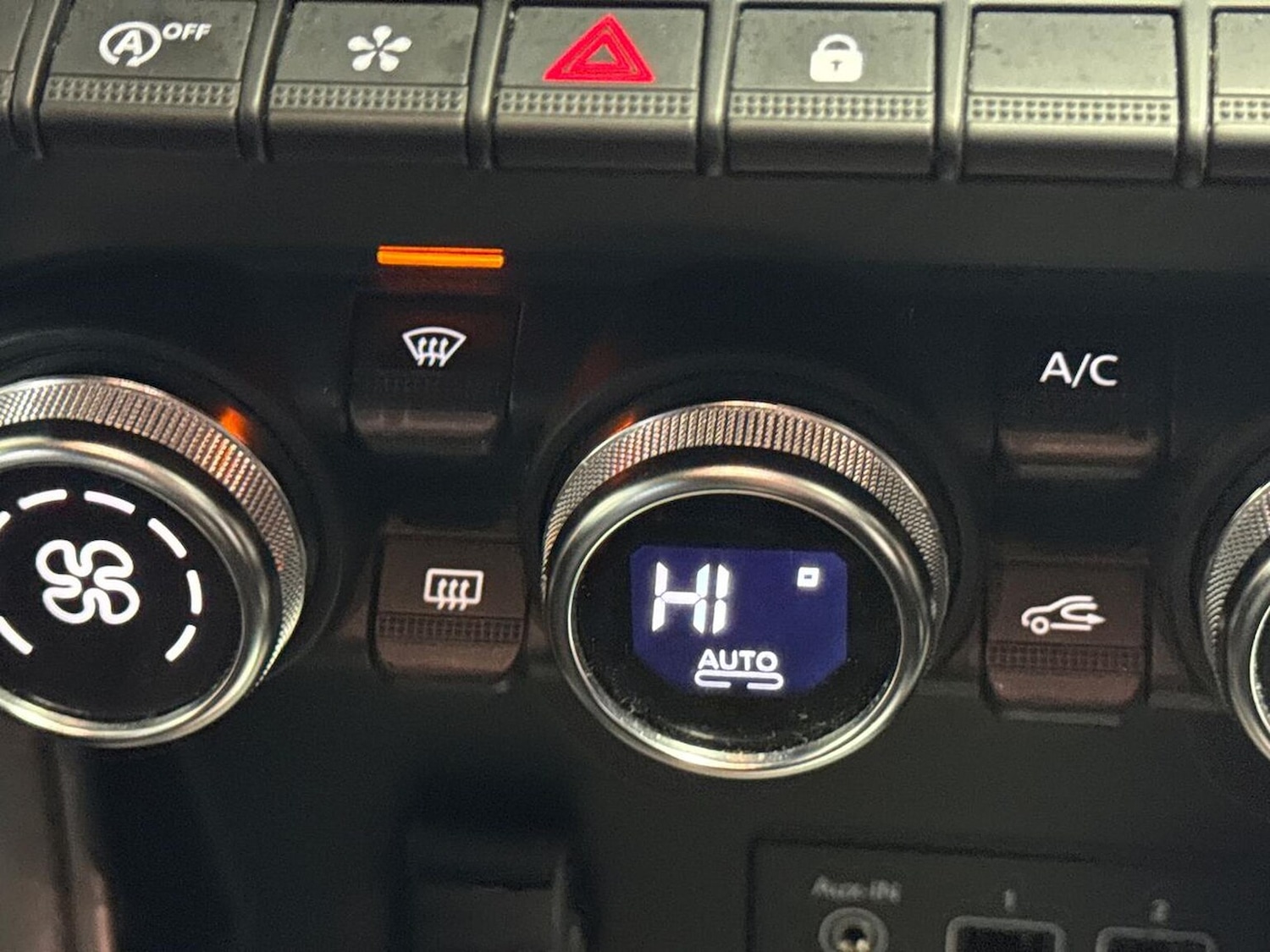 Used Renault Captur 2021 for sale - 78026125: Photo 22