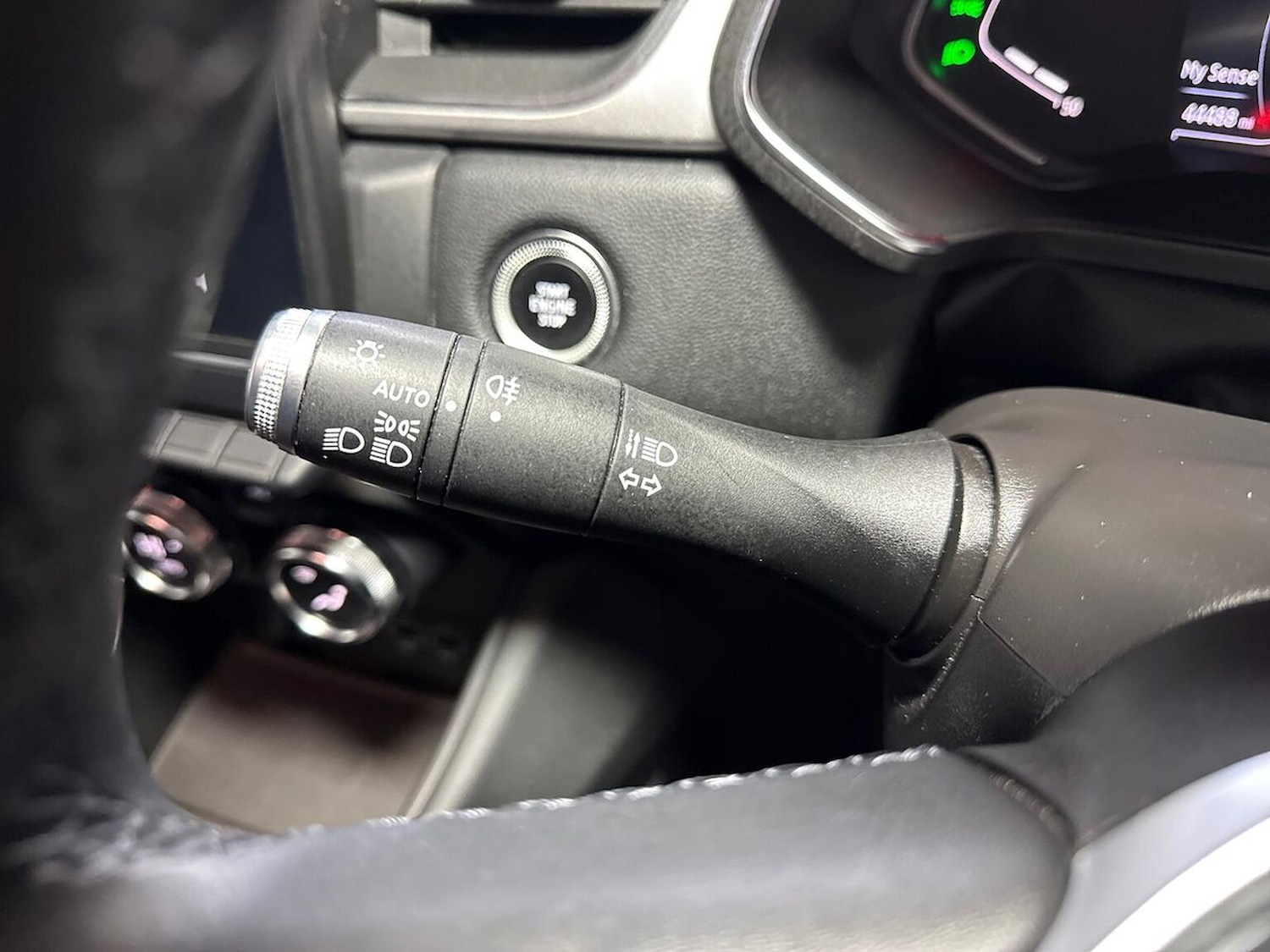 Used Renault Captur 2021 for sale - 78026125: Photo 26