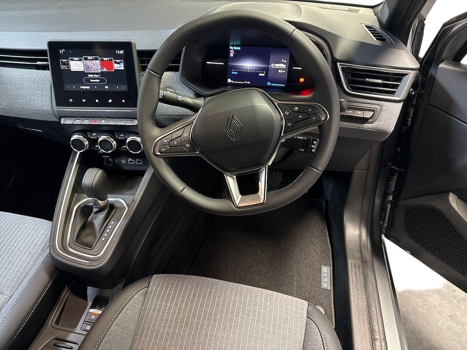 Used Renault Clio 2025 for sale - 77061582: Photo 9