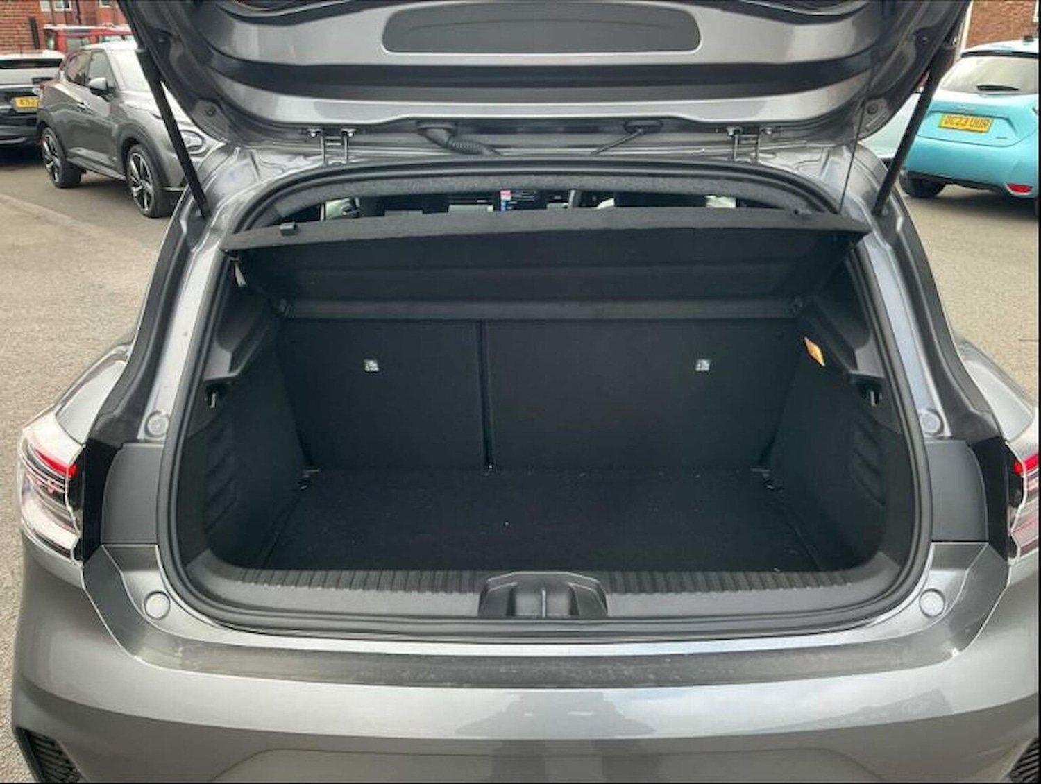 Used Renault Clio 2025 for sale - 77489746: Photo 16