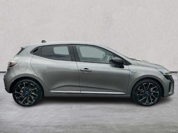 Used Renault Clio 2025 for sale - 77489746: Photo