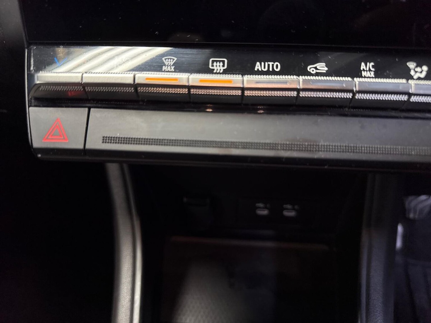 Used Renault Captur 2024 for sale - 77073234: Photo 22