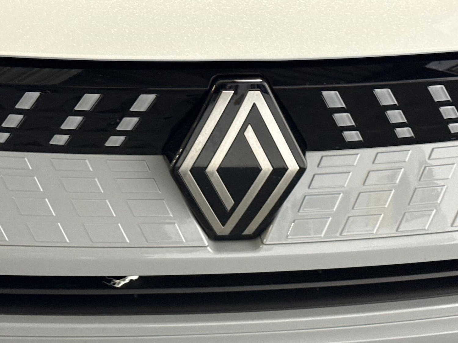 Used Renault Captur 2024 for sale - 77073234: Photo 28