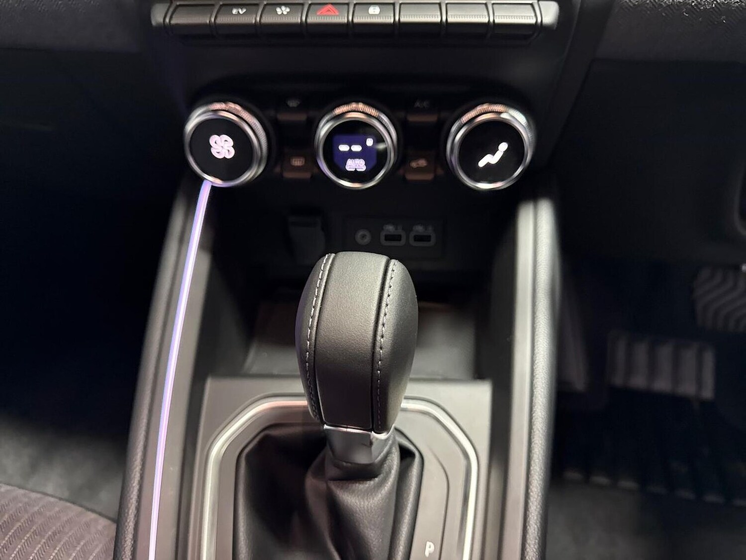 Used Renault Clio 2025 for sale - 77489737: Photo 12