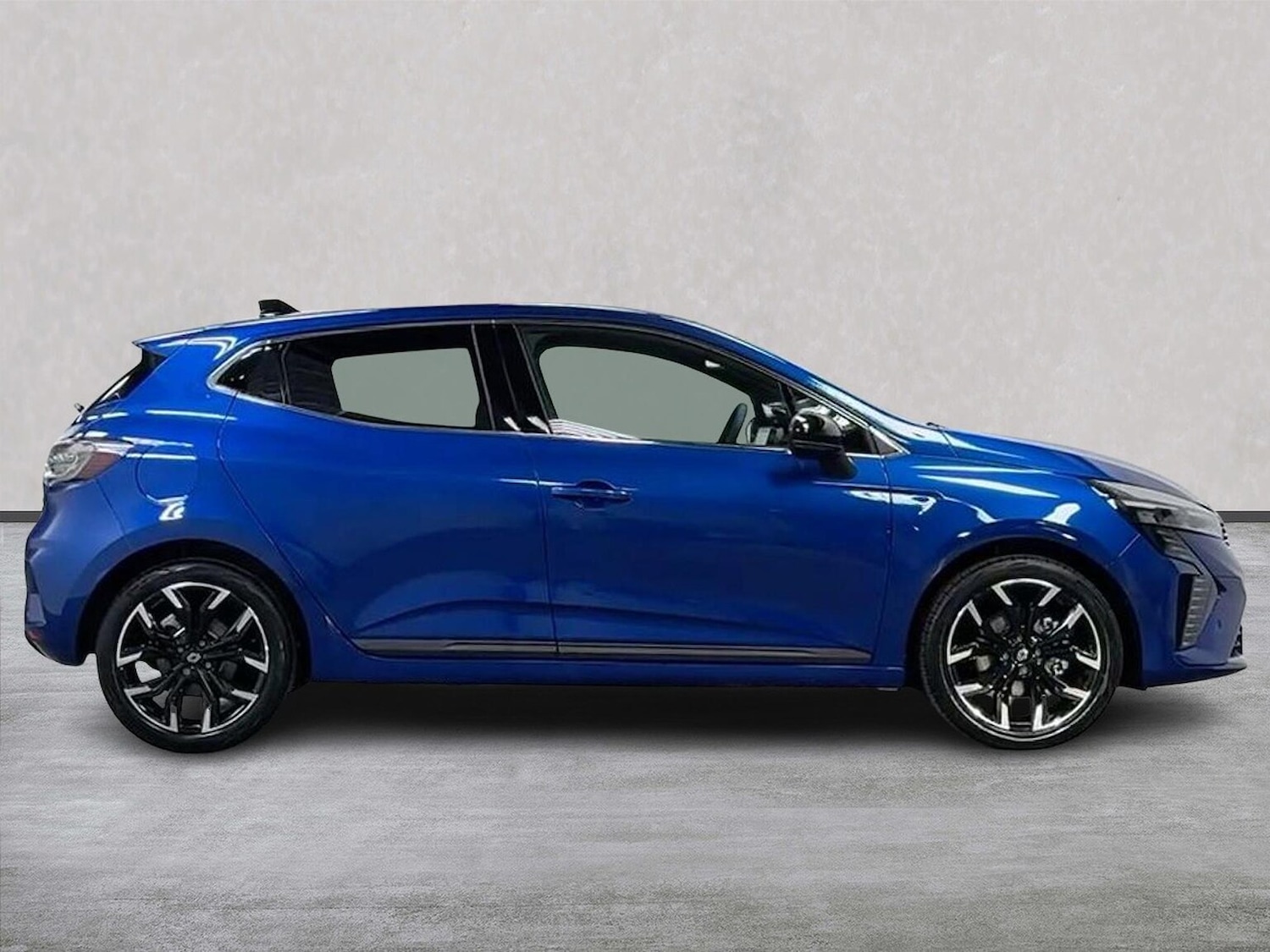 Used Renault Clio 2025 for sale - 77489737: Photo 3