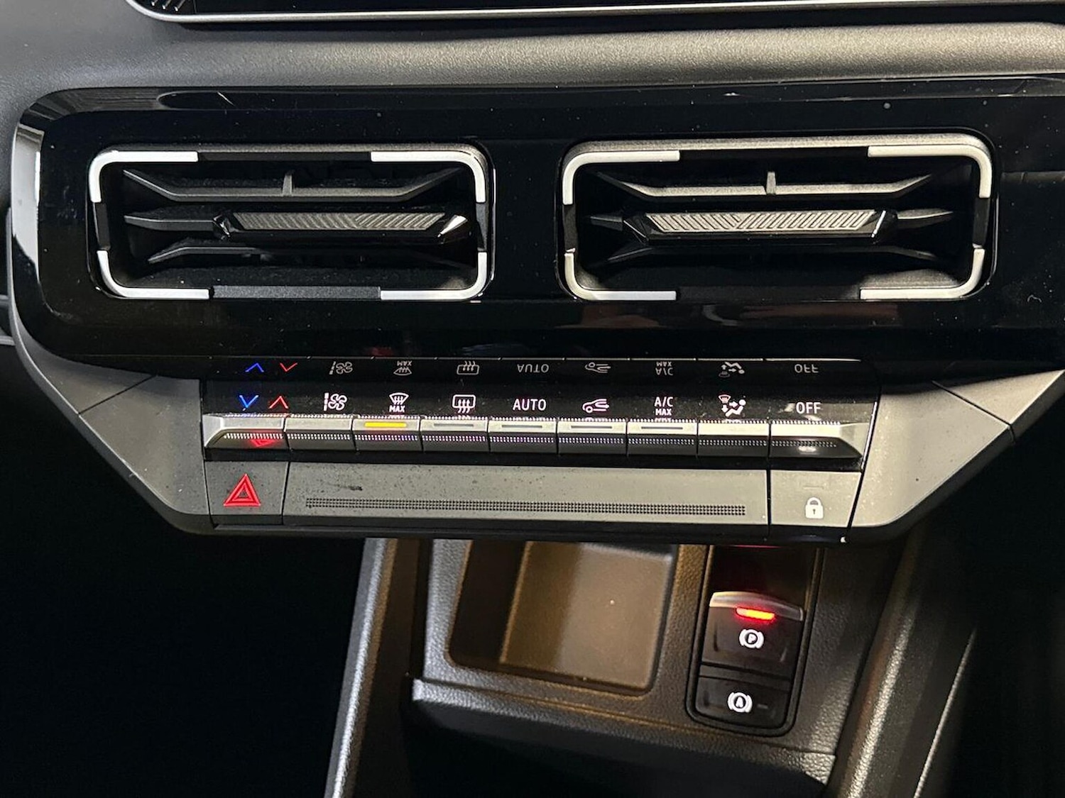 Used Renault 5 2025 for sale - 76958754: Photo 12