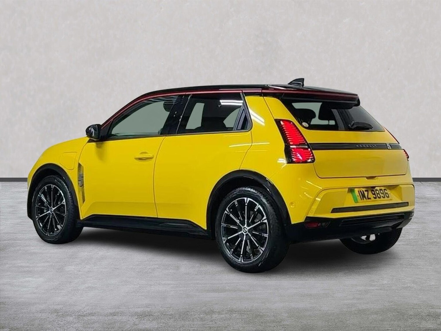 Used Renault 5 2025 for sale - 76958754: Photo 2