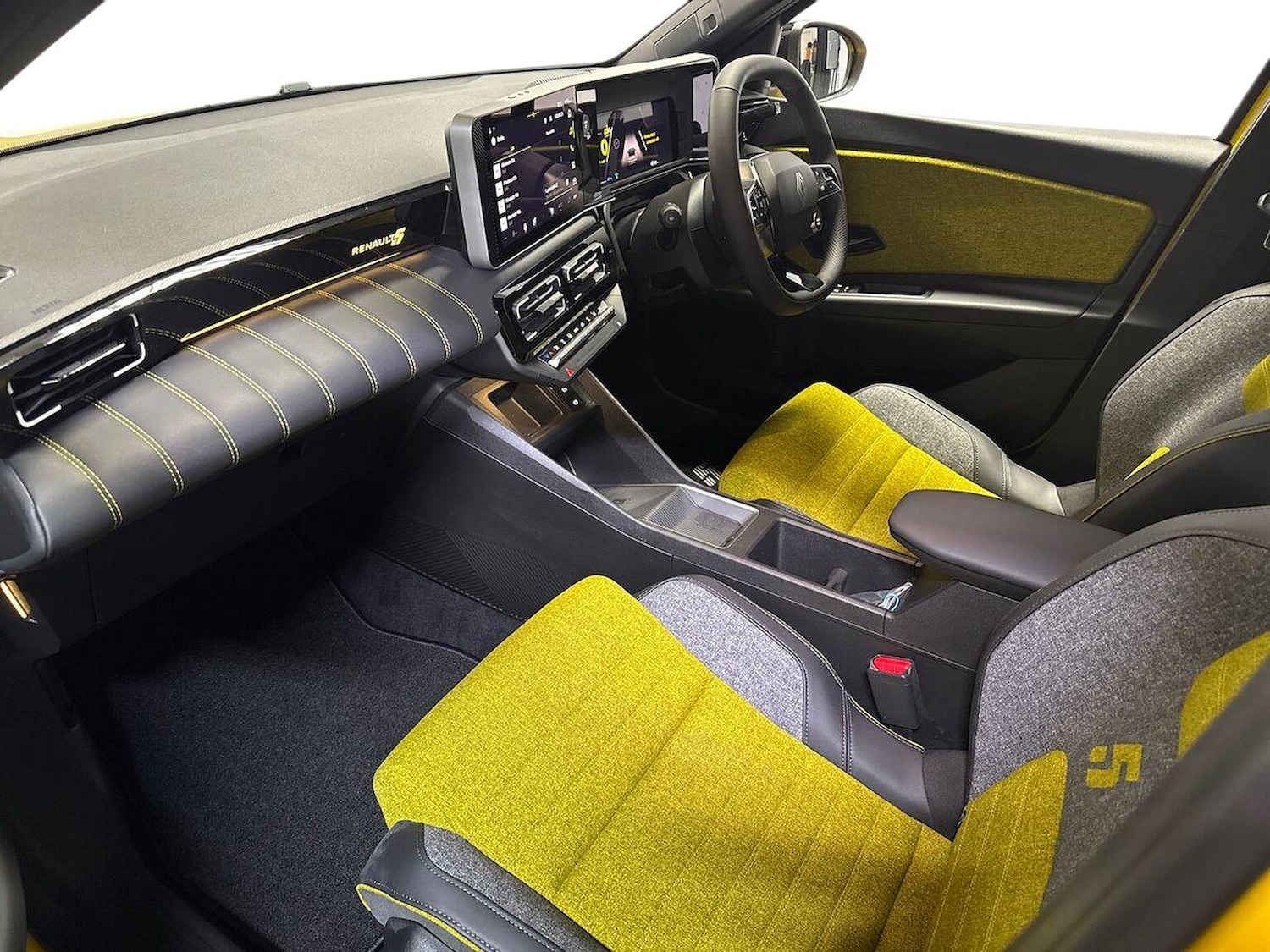 Used Renault 5 2025 for sale - 76958754: Photo 7