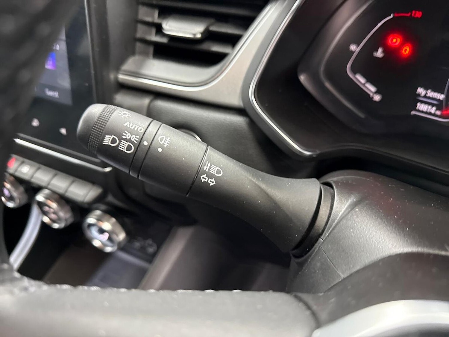 Used Renault Captur 2022 for sale - 77707419: Photo 27