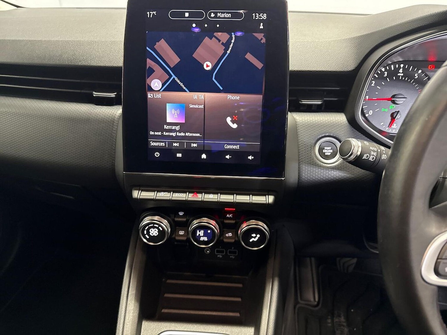 Used Renault Clio 2020 for sale - 76335166: Photo 23