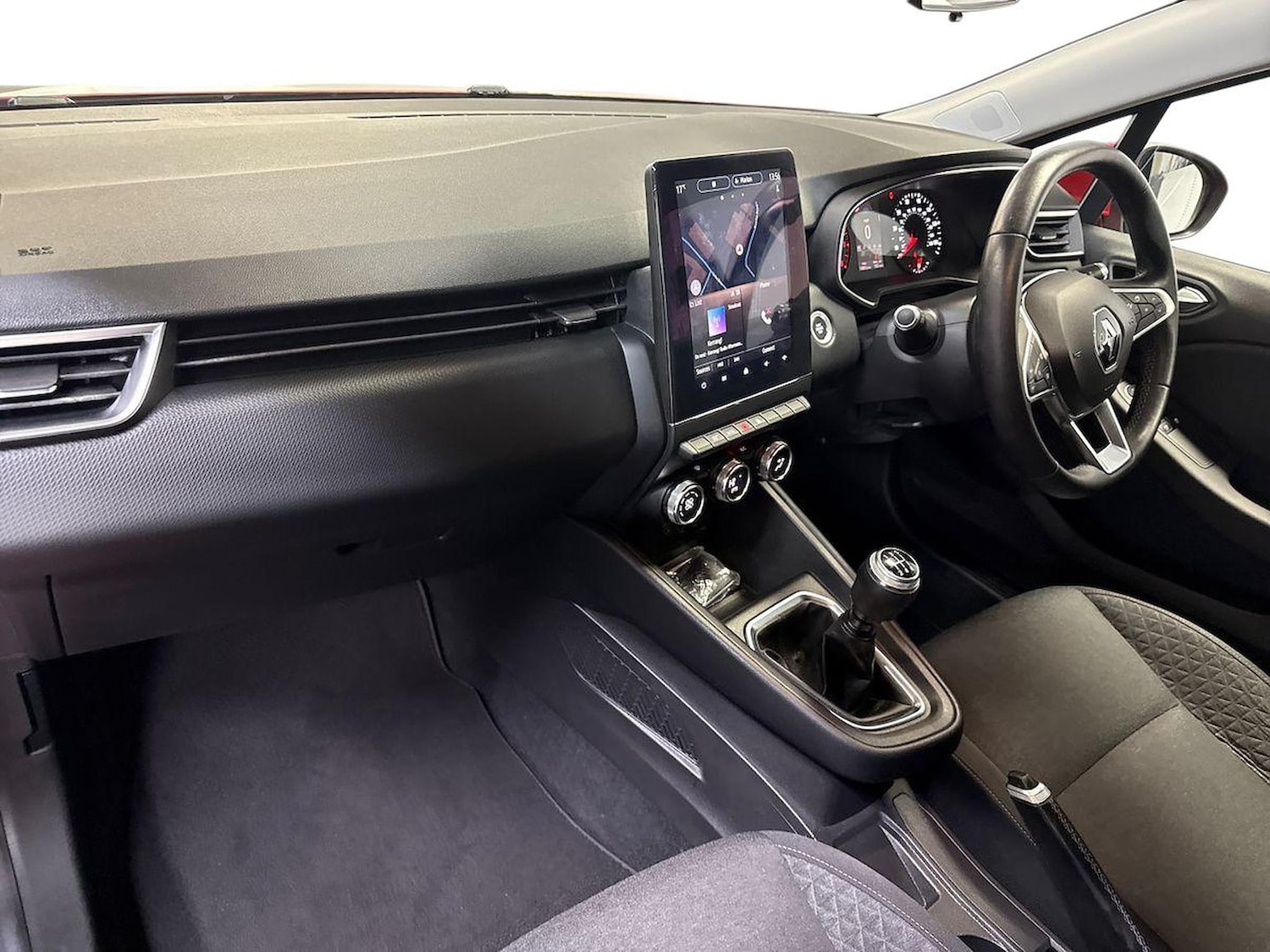 Used Renault Clio 2020 for sale - 76335166: Photo 7