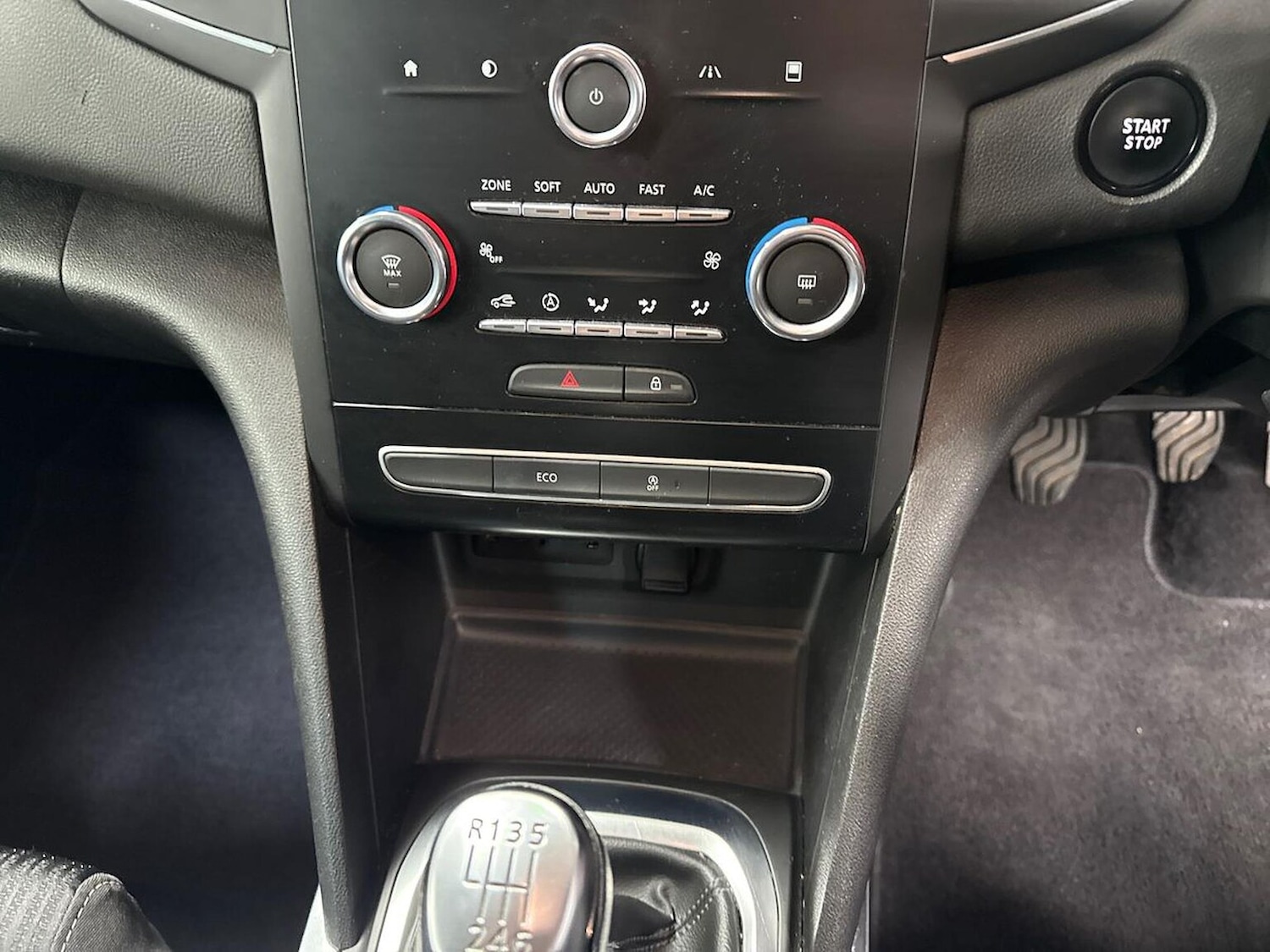 Used Renault Megane 2020 for sale - 77802137: Photo 12