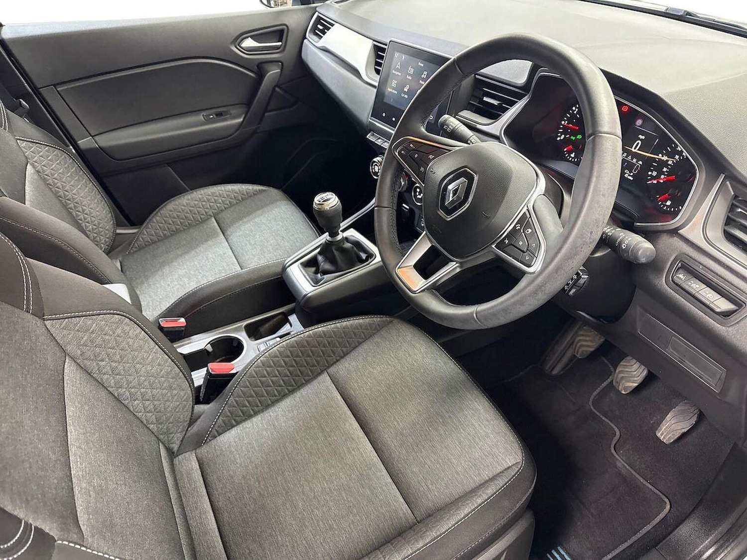 Used Renault Captur 2022 for sale - 78144505: Photo 15