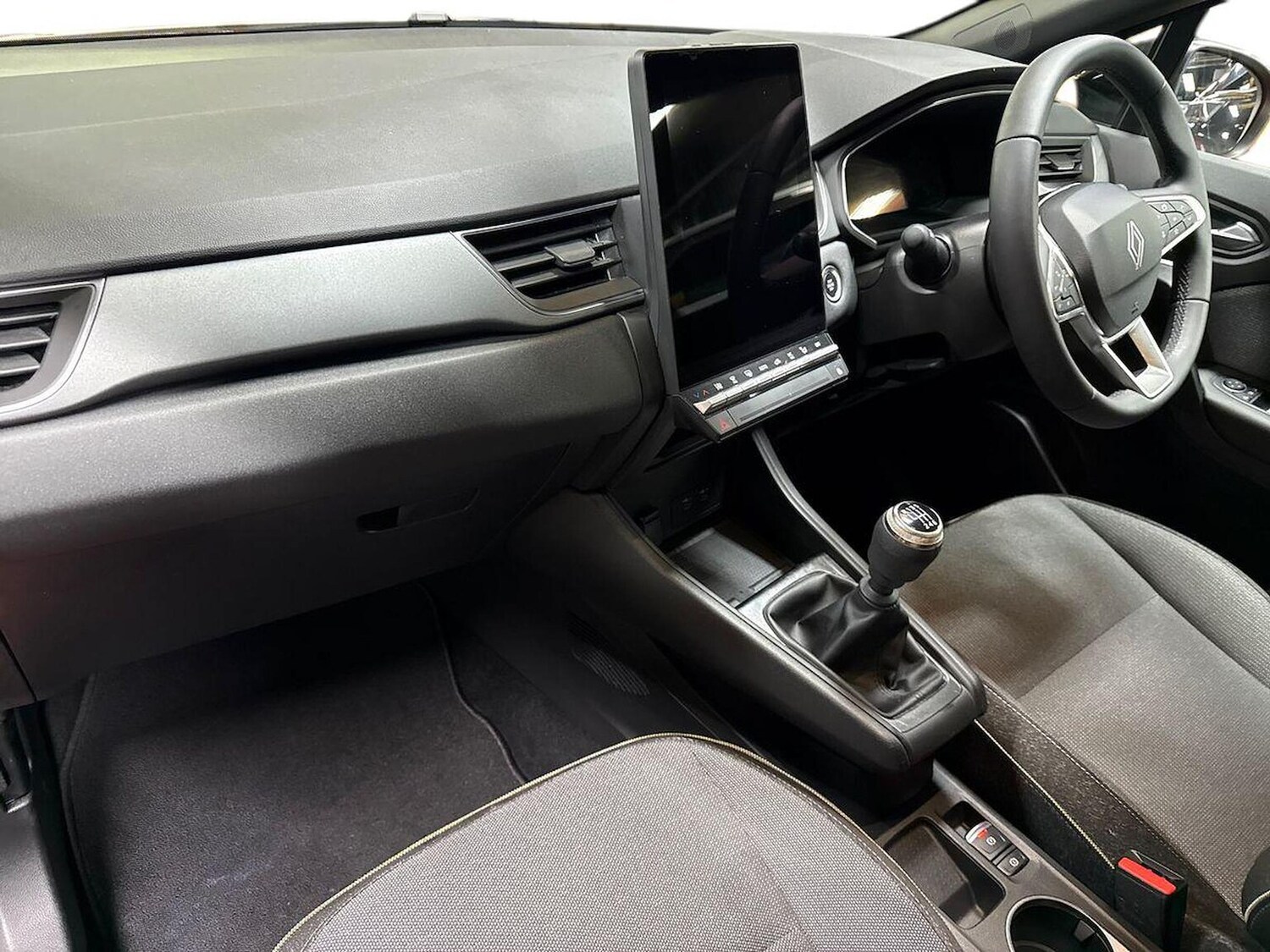 Used Renault Captur 2025 for sale - 78191355: Photo 9