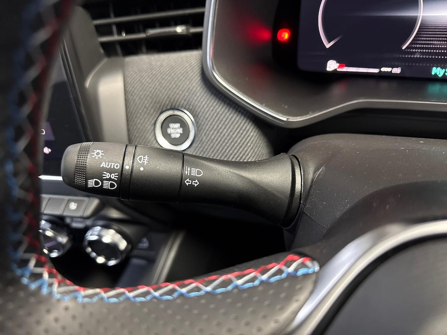 Used Renault Clio 2025 for sale - 77640356: Photo 27