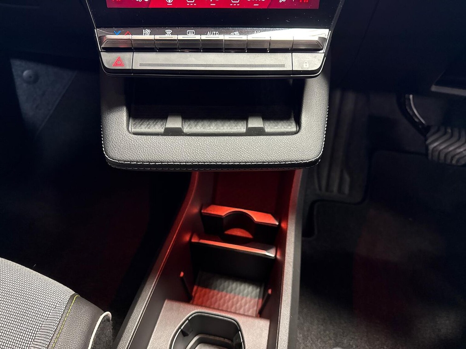 Used Renault Megane E Tech 2024 for sale - 77069980: Photo 22