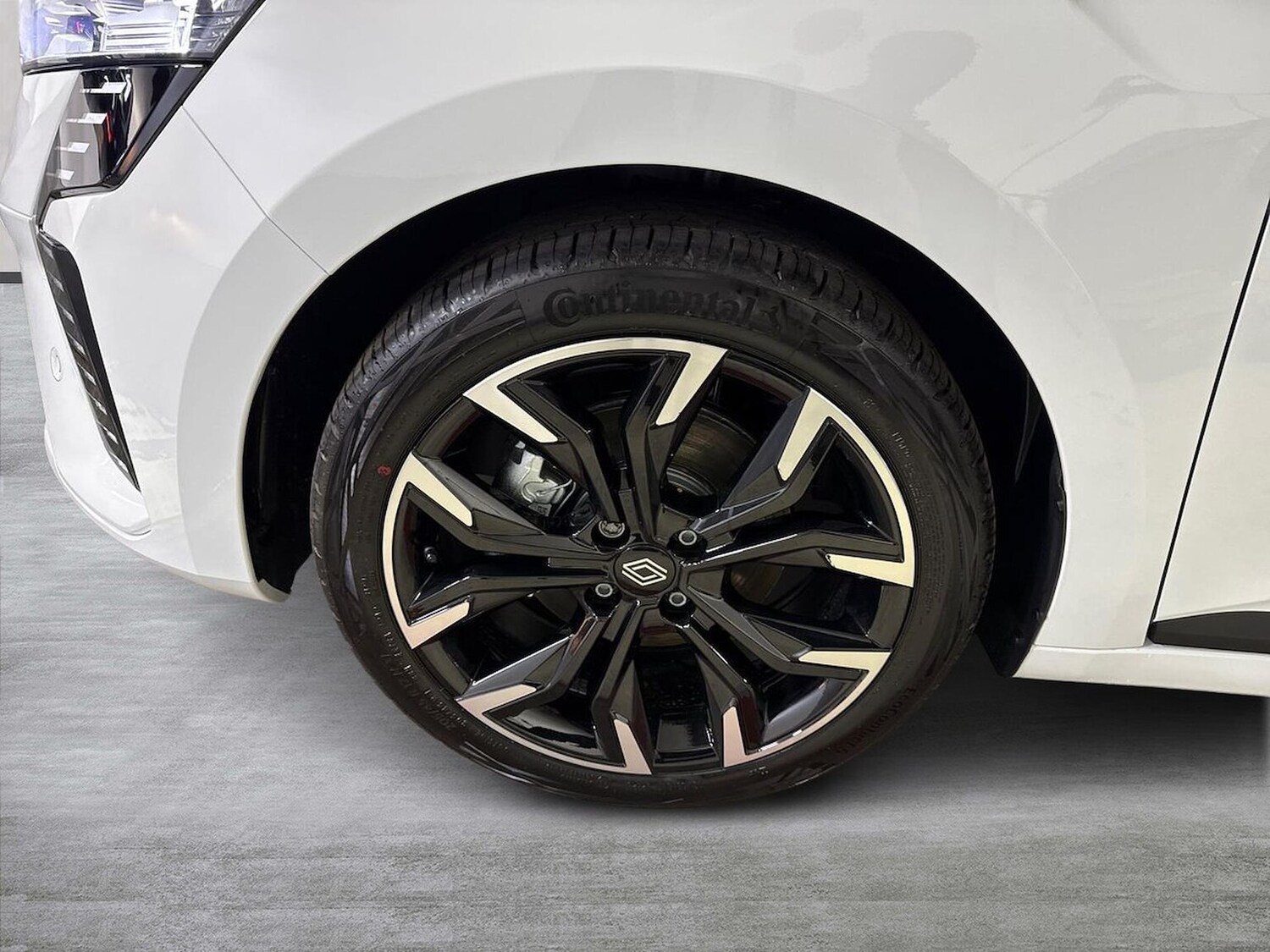 Used Renault Clio 2025 for sale - 77489728: Photo 6