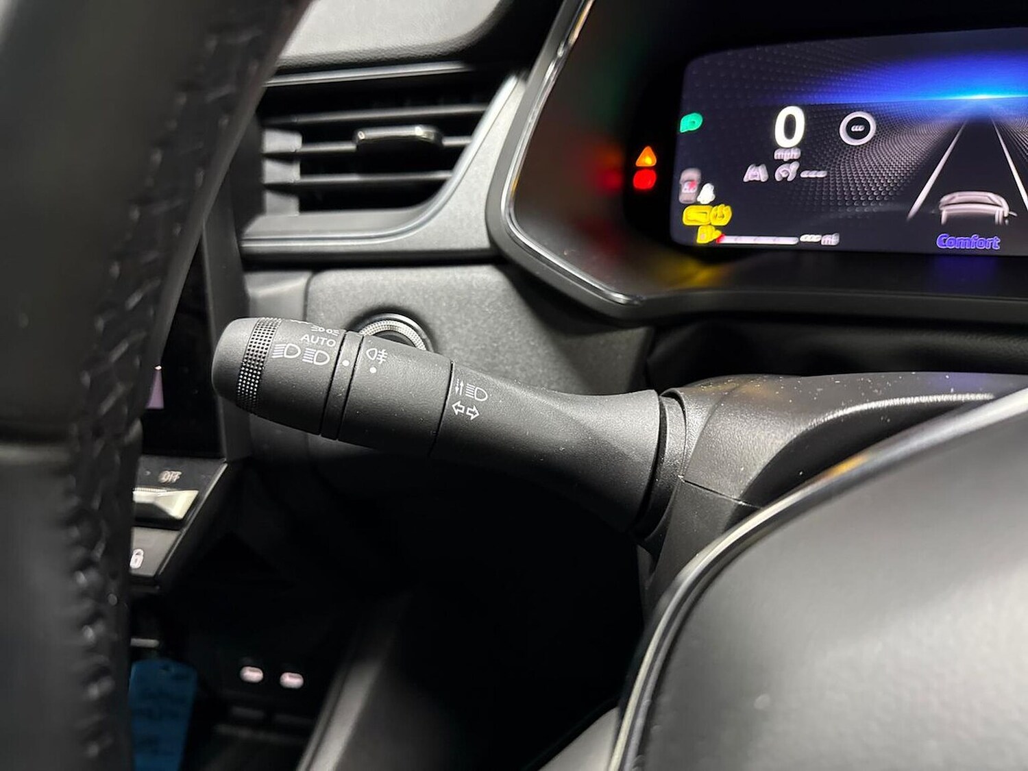 Used Renault Captur 2024 for sale - 77056836: Photo 27