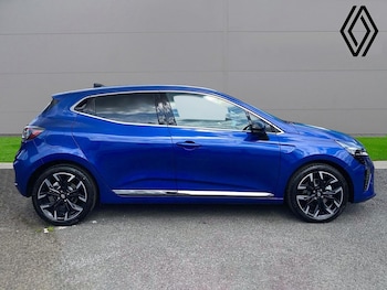 Used Renault Clio 2025 for sale - 76149517: Photo 2