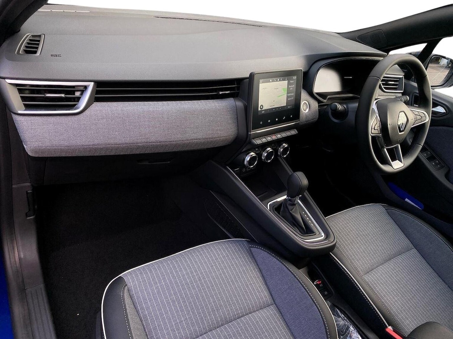 Used Renault Clio 2025 for sale - 77028061: Photo 7