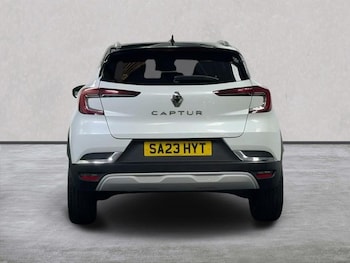 Used Renault Captur 2023 for sale - 78777248: Photo