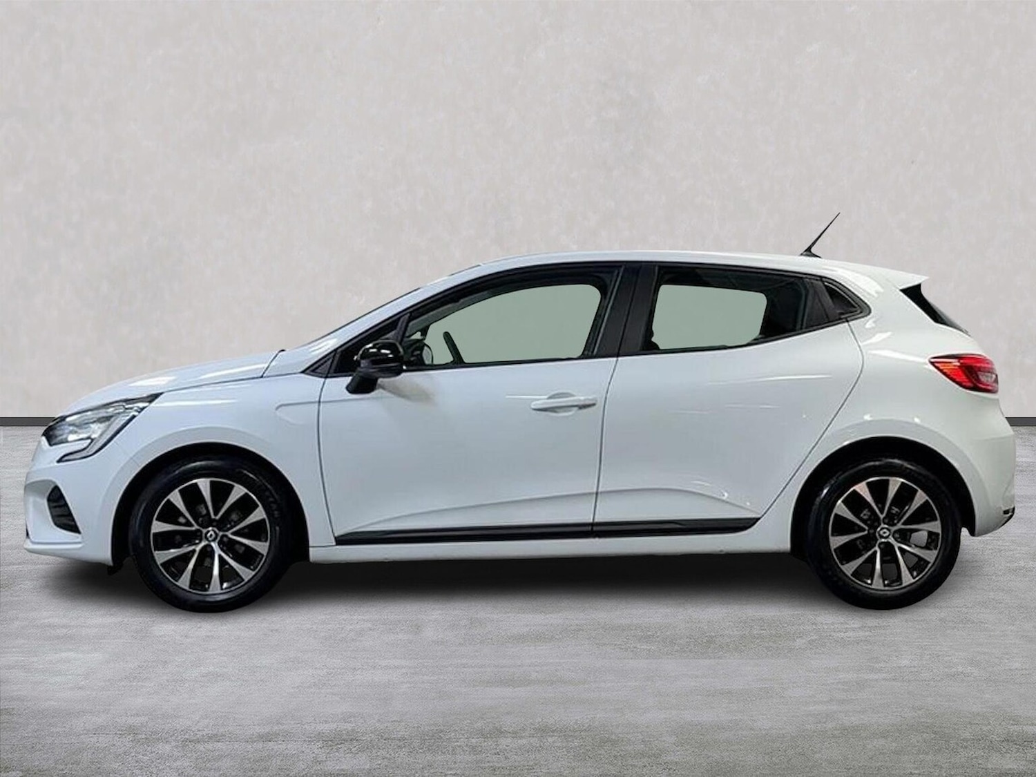 Used Renault Clio 2022 for sale - 76436533: Photo 19