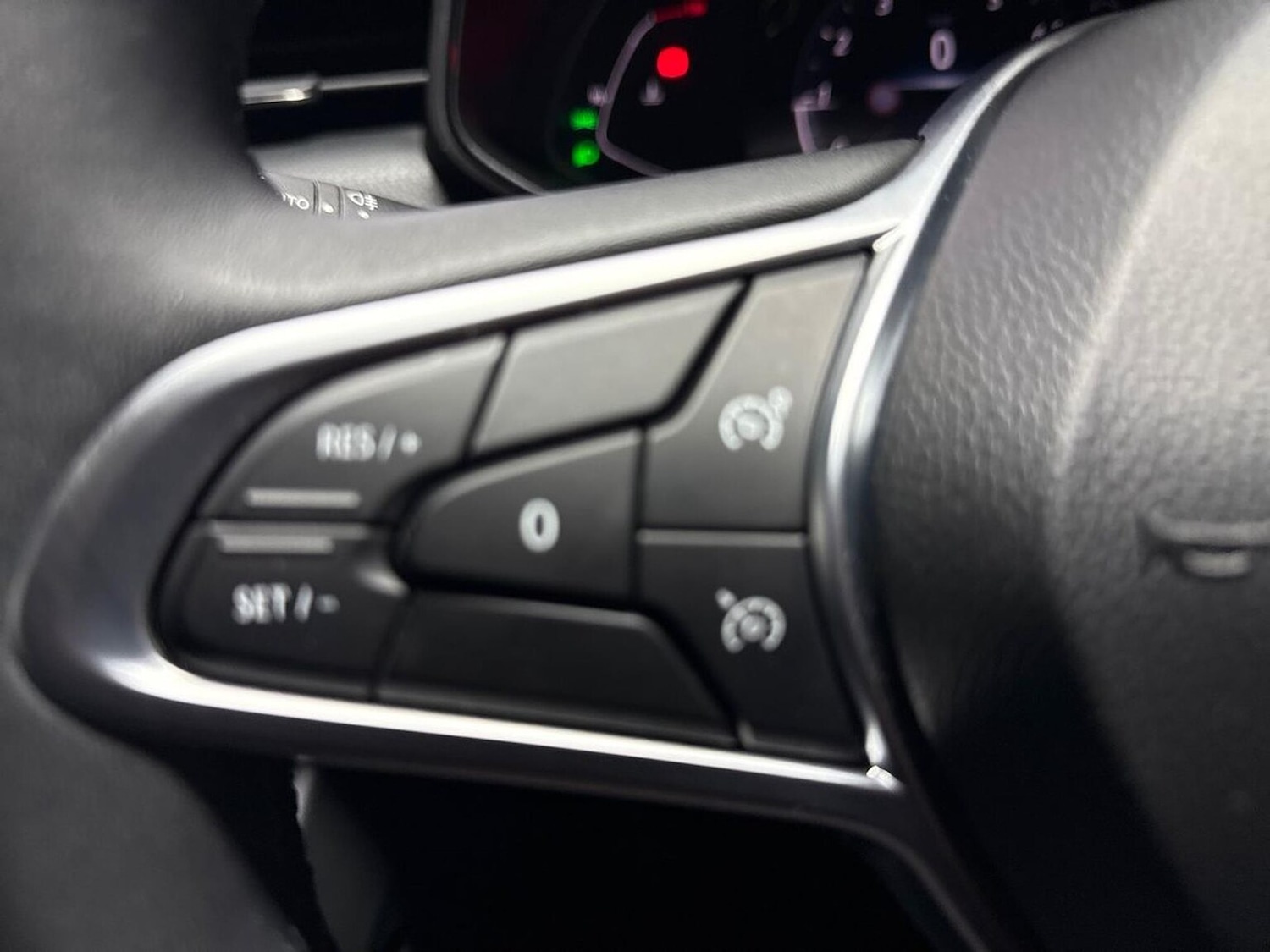 Used Renault Clio 2022 for sale - 76436533: Photo 25